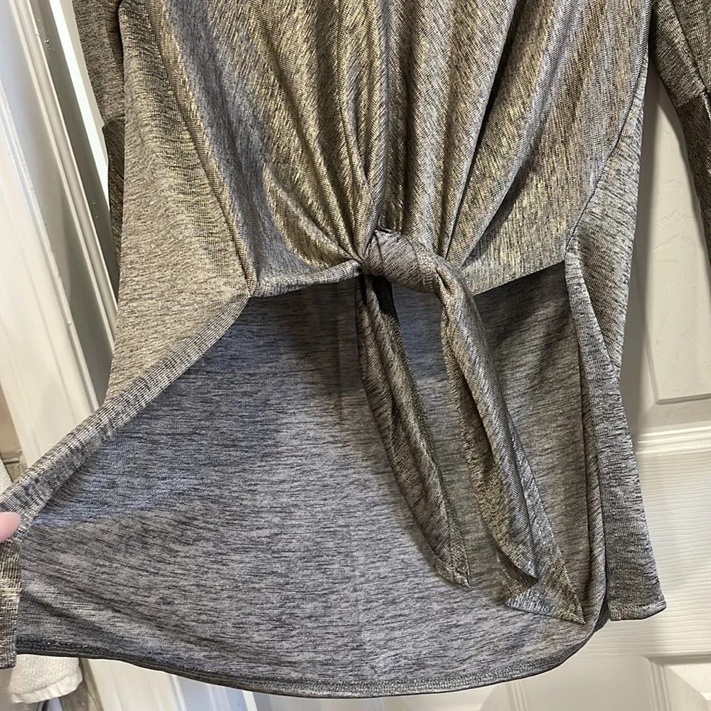 ‼️BUNDLE SALE 4 FOR $20 - NWOT Gorgeous crop top - Picture 7 of 12